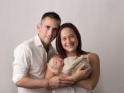 En un operativo secreto, sacaron de Venezuela a la pareja y al hijo del gendarme argentino Nahuel Gallo