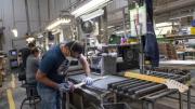 La actividad económica volvió a crecer en abril según un estudio privado