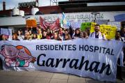 Conflicto en el hospital Garrahan: el gobierno de Milei pide suspender el paro para avanzar en un acuerdo salarial