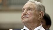 Sobrevivió al holocausto y se convirtió en uno de los millonarios más generosos del mundo