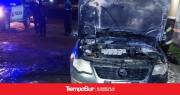 Buscan a los sospechosos de incendiar un auto