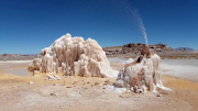 Vacaciones en Jujuy 2025: el lugar que sorprende por sus géiseres naturales y es poco conocido