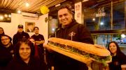 De vender tortas fritas en Autovía Norte al bar del oeste y su boom de “El Misil”