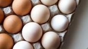Ahorrá tiempo hirviendo y pelando huevos: el truco de cocina que te ayuda a ahorrar tiempo