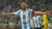 La Selección argentina, con la vuelta de Messi, se enfrenta a Chile con la chance de dejarlo afuera del Mundial: hora y formaciones