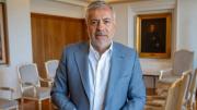 Alfredo Cornejo celebró la venta de la mansión de Lobos y confirmó que los fondos se destinarán a escuelas
