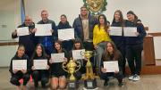 Las chicas de Maipú/Giol fueron subcampeonas argentinas de cadete de hockey sobre patines y recibieron un reconocimiento