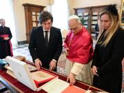 Encuentro en el Vaticano: Javier Milei se reunió por primera vez con el papa León XIV, que le confirmó que visitará la Argentina