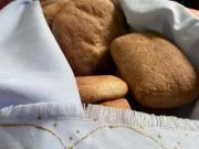 “El Pan Casero de Mamá”: tradición de Tariquia que busca crecer con sabor y esfuerzo en Tarija