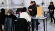 Algo se despierta y asoma