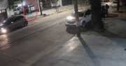 Video: la fuga de los ladrones de La Plata que maniataron y golpearon a una familia para robarle
