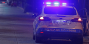 Murió una mujer en un incendio en Allen: su madre escuchó la explosión, sería intencional