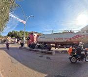 Bloqueos deja a Chuquisaca sin diesel durante tres días, más de 30 cisternas siguen varadas entre Oruro y Sucre
