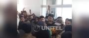 Empujones y gritos en el arranque de la jornada de elecciones en la UAGRM