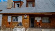 Un ex policía fue brutalmente golpeado en un bar: está en grave estado, internado en Neuquén