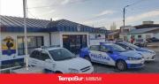 Tres sujetos armados ingresaron a un comercio y sustrajeron un celular
