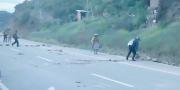 Comunas perjudicadas desbloquean caminos y piden intervención policial