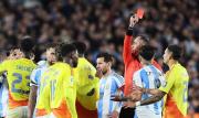 Argentina evita la derrota ante Colombia con empate en un final caliente