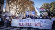 Condena a Cristina Kirchner y ajuste a jubilados: masiva marcha a Plaza de Mayo terminó con represión
