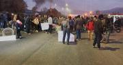 En medio de bloqueos evistas en Cochabamba, vecinos de Cotapachi cortan el paso a La Paz y Oruro exigiendo asfalto