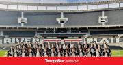 Así despidieron los hinchas al plantel rumbo a Estados Unidos