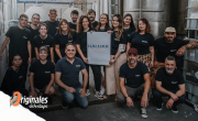 Crearon la primera destilería de Mar del Plata y ganaron la medalla de oro mundial por su gin de yerba mate