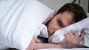 ¿Por qué dormir mal genera problemas en la memoria y cómo lograr un buen descanso?