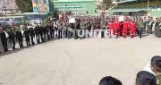 Con pañuelos blancos y honores, despiden a dos de los policías asesinados en los bloqueos