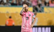 Video: Lionel Messi no ocultó su bronca al intentar agredir a jugador de Al-Ahly