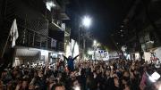Desalojaron a los militantes que acampaban frente al departamento de Cristina Kirchner