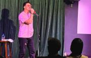 Alex Goncalves presenta “Criterios”, su nuevo show de stand up de gira por Estados Unidos