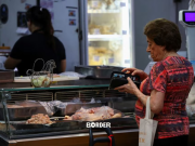 A pesar de la baja inflación: cayó el poder de compra