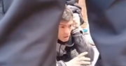 Video: asaltó a un jubilado que salió de un banco de Capital, intentó escapar y terminó detenido
