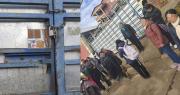 Padres cerraron las puertas de un colegio en Colomi, reclamaron la inasistencia de los profesores durante los bloqueos