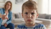 Un niño asume la culpa por su amigo y emociona a las redes: el gesto de lealtad que desató un debate viral