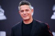 Alejandro Sanz respondió a fan que lo acusó de manipulación
