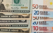 Exportadores internacionales se alejan del dólar: Empresas prefieren negociar en monedas alternativas, según US Bank
