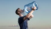 Hidratación: ¿cuánta agua es peligroso beber por día?