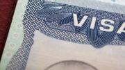 Diferencias clave en las hojas de visa americana: ¿Qué significa cada color?