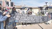 Familiares y vecinos exigen justicia por el asesinato de Cristian Céspedes; el juicio contra los acusados se suspende hasta el 25 de junio