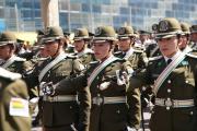 Policía Boliviana celebra su 199 aniversario con Parada Militar en Sucre y delegaciones de Chile y Perú