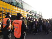 Marcha por Cristina Kirchner: sorpresivos controles a micros que entran a la Ciudad y pedido de documentos en Constitución