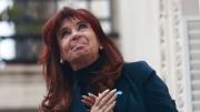 Cristina Kirchner dijo que está “firme y tranquila” y arengó a la militancia: “Vamos a volver”