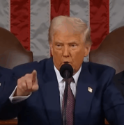 Trump no quiere alto el fuego, exige victoria total sin armas nucleares para Irán. (17:50)