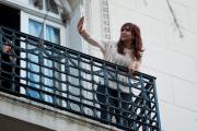 CFK sorteó las prohibiciones y le habló a una plaza colmada: ¡Vamos a volver!