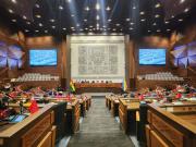 Cámara de Diputados aprueba dos créditos por $us 160 millones para la construcción de tinglados y puentes