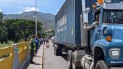 ¿Por qué el transporte de carga se mantiene retenido en la frontera? Esto dijeron las autoridades