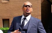 Chris Brown se declara no culpable de intento de agresión con una botella