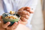 Por qué la avena es una excelente aliada para las mujeres después de los 50 años