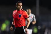 Vargas reaparecerá en el clásico tras un mal arbitraje en la Sudamericana